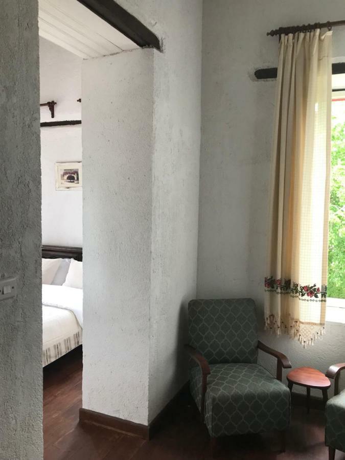 Palm Garden Guest House 니코시아 외부 사진